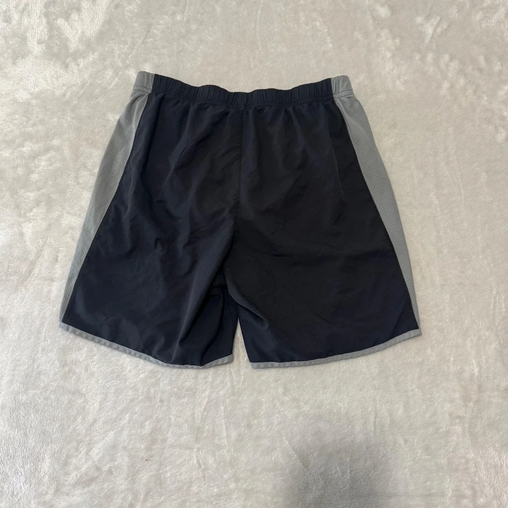 Patagonia Men's Elastic‎ Waist Pull On Running Athletic Shorts S Black Gray